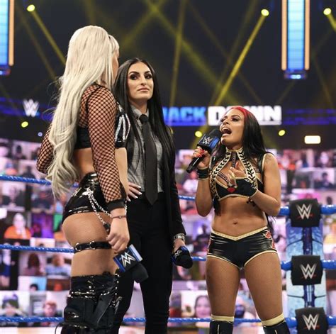 Smackdown Liv Morgan Vs Zelina Vega Women Vega Queen Of