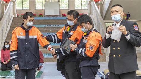 竹縣消防局獲贈首輛「大量傷病患處理救護車」 演練檢傷分類 新竹縣 中時