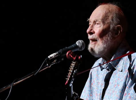 Pete Seeger Dead American Folk Singer Dies In New York Aged 94 The