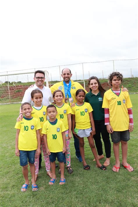 Parceria Da Prefeitura Tj Permite Doa O De Camisetas Da