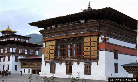 Types of Traditional Bhutanese houses Design