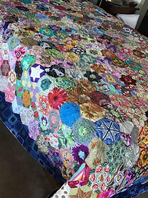 Pin By Kathleen Currier On Hexagons English Paper Piecing Quilts