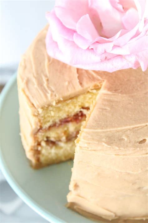 Eats Peanut Butter And Jelly Cake Recipe