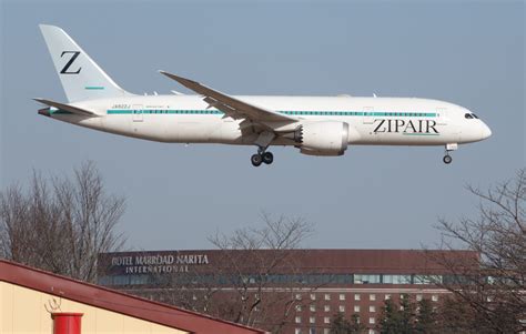 ジップエア Boeing 787 8 Dreamliner JA822J 成田国際空港 航空フォト by taka1129さん 撮影