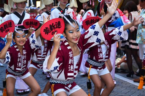 Awaodori Traditional Summer Dance Festival In Tokyo Japan Savvy Tokyo