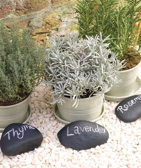 Garden Decor With Stones Beautiful Ideas For Walls Floors