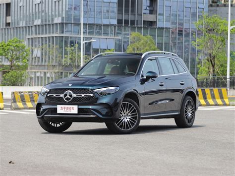 奔驰glc外观实拍高清大图奔驰glc 2023款 Glc 300 L 4matic 豪华型 7座松石绿第1张图片大全太平洋汽车