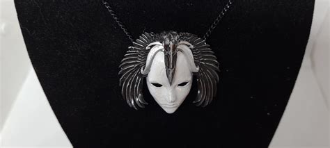 Symbol of the Raven Queen the Matron of Ravens Cosplay - Etsy