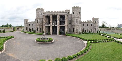 Kentucky Castle For Sale After 2m Renovation In Versailles