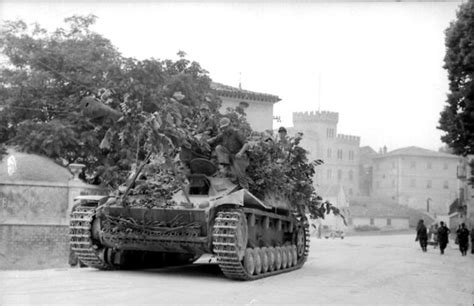 World S Only Running Nashorn Tank Destroyer To Make UK Debut At