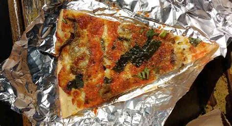 Can You Cook Pizza On Aluminum Foil Yes But Do This First The