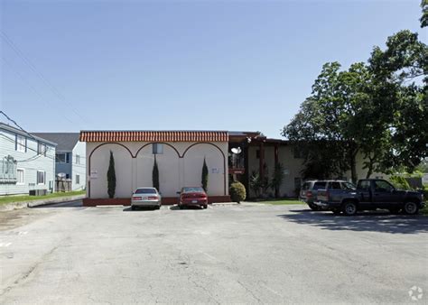 Coral Bay - Seabrook, TX | Apartment Finder