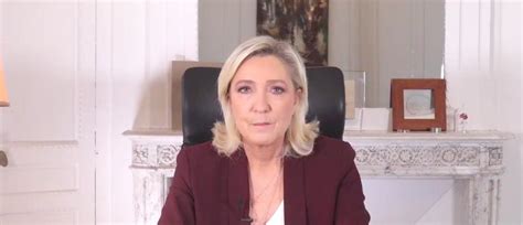 Marine Le Pen Fustige La Venue De Lucie Castets Candidate De La Gauche