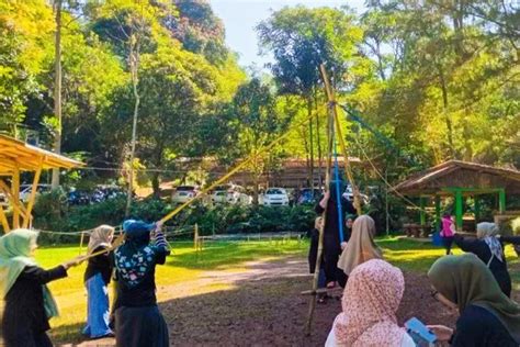 Ajak Si Kecil Wisata Edukasi Ke Kampung Bamboo Di Bandung Yuk Bikin