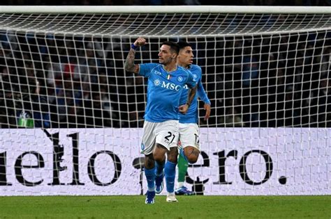 Napoli Milan 2 2 I Partenopei Fermano I Rossoneri Non Basta Uno