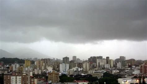 Continúan cielos nublados y lluvias en gran parte del país este martes