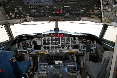 Lockheed L 188 Electra Cockpit