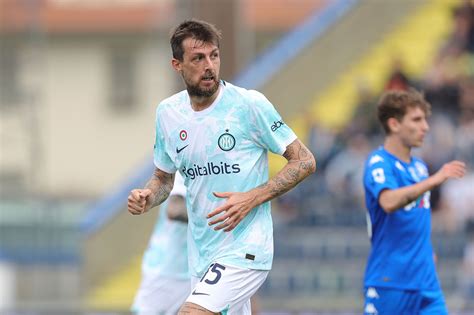 Mercato Inter In Bilico Il Futuro Di Acerbi Il Punto Della Situazione