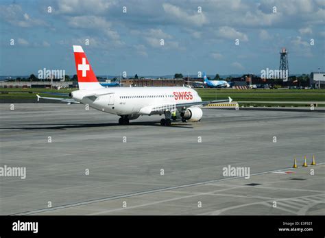 Swiss International Airlines Airbus A Hb Ijj Plane Ready To Take