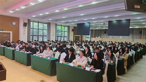 我院学生党员张莹慧参加“全省高校学生党员骨干培训示范班”培训 经济与管理学院2023