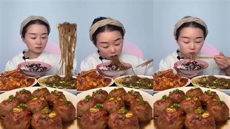 Mukbang Asmr Show Fried Noodles Roasted Pork With Rice Dumpling