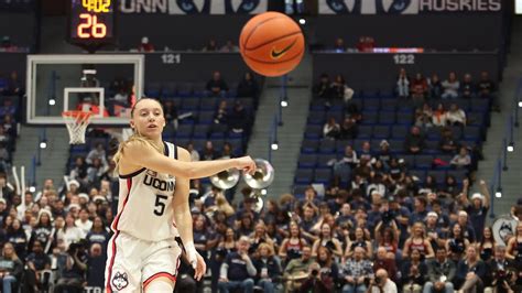 Aaliyah Edwards Paige Bueckers Kk Arnold Uconn Womens Basketball