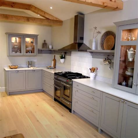 Chilcomb Pebble Kitchen Fitted Kitchens Howdens