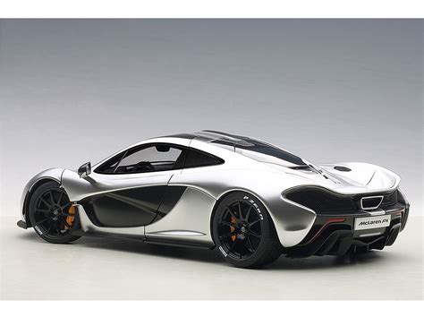 McLAREN P1 (MATT CHROME) - Die-cast model - AutoArt 76026