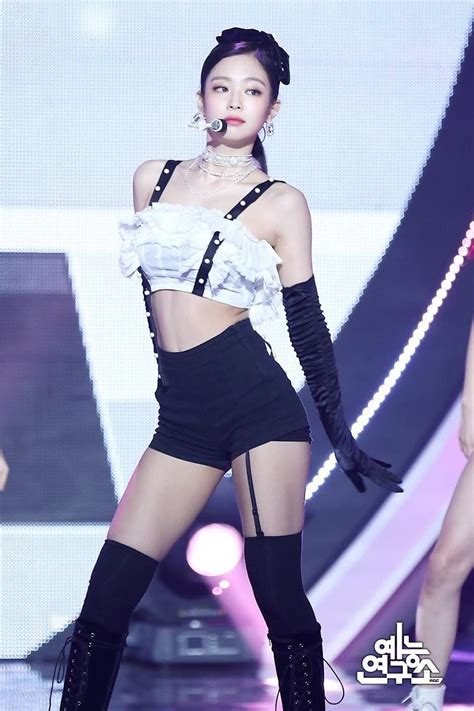 10 Times Blackpinks Jennie Wore The Cutest Crop Tops On Stage And Left Us Breathless Koreaboo