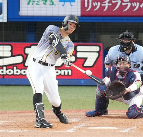 阪神佐藤輝明、新人左打者最多20号「青バット」大下弘に75年ぶり並んだ プロ野球 日刊スポーツ