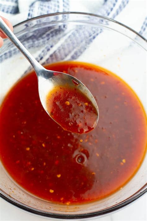 3 Ingredient Honey Sriracha Sauce Kenneth Temple