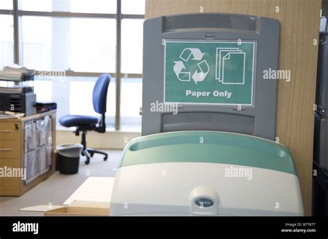 Green Paper Recycling Bin In Office Stock Photo Alamy