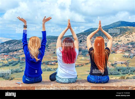 Brunette Redhead Blonde Hi Res Stock Photography And Images Alamy