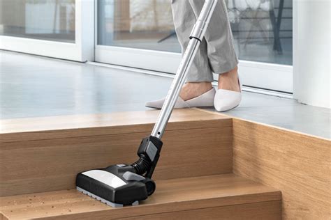 Аккумуляторный ручной пылесос Kärcher VC 5 Cordless White