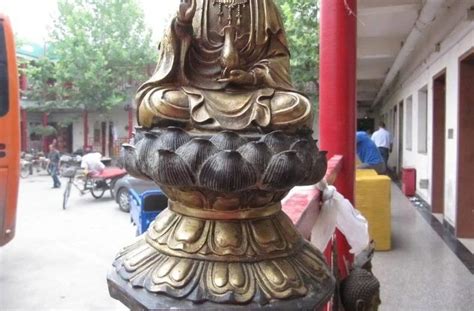 Chinese Copper Bronze Lotus Flower Bodhisattva Kwan Yin Guan Yin Buddha