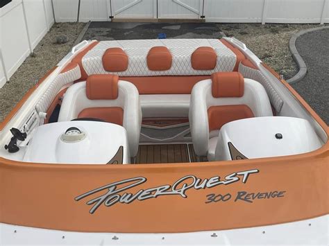 2003 Powerquest 300 Revenge Powerboat For Sale In Washington