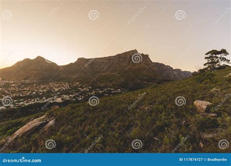 Table Mountain during Early Morning Sunrise in Cape Town Stock Image ...