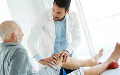 The Best Knee Joint Pain Treatment Options | aNu Aesthetics