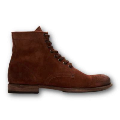 Frye Boots Sizing Guide (2022): Do Frye Boots Run Big?