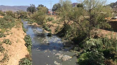 Descarga SAPAO aguas negras en el río Atoyac NVI Noticias