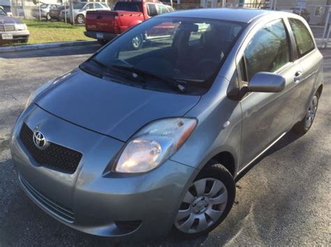 2007 Toyota Yaris 2 Door Excellent Condition Inside Out 40mpg Super Clean