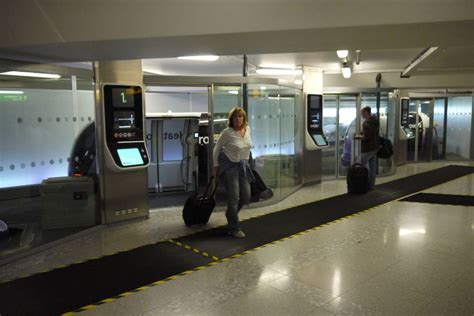 Heathrow Rolls Out Driverless Pods | Londonist