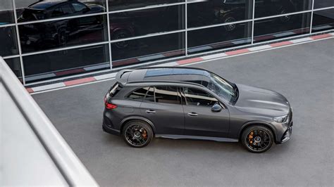 2025 Mercedes Amg Glc 63 S Gets 671 Hp Hybrid Powertrain Autotraderca