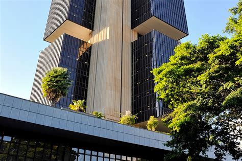 Bacen o que é e como funciona o Banco Central do Brasil XP