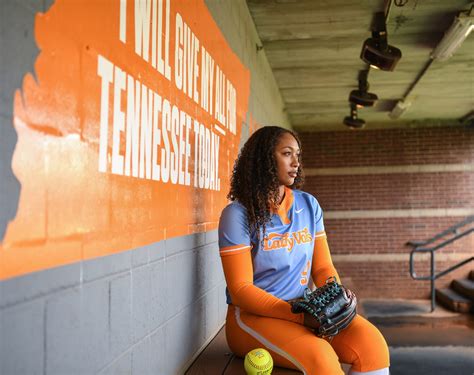 Kiki Milloy ties Tennessee softball home run record with 57th of career