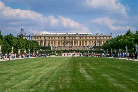 8 Lavish Royal Palaces To Add To Your Europe List
