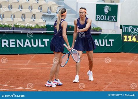 Grand Slam Champion Gabriela Sabatini Of Argentina R With Partner