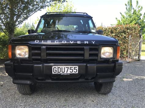 Land Rover Discovery Bains Classic Motor House