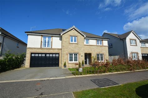 141 Commonwealth Drive Troon Ka10 7fa Corum Property