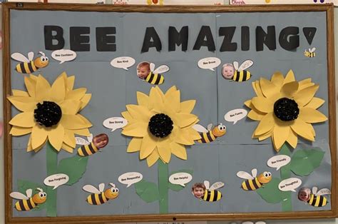 Bee Amazing Bulletin Board Art Projects Art Bee